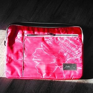 Computer holder, pink